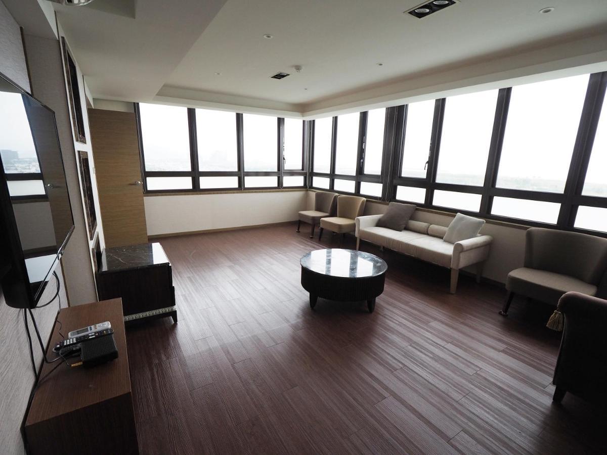 Kailan Hotel Toucseng Kültér fotó